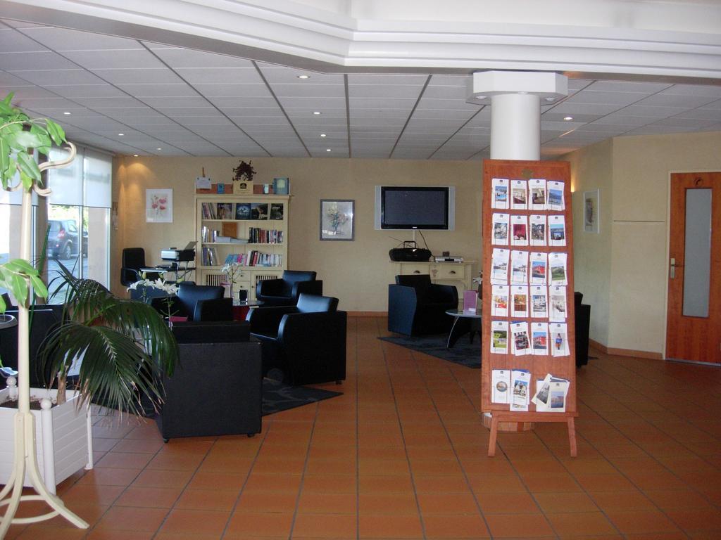 Best Western Montagne Noire Lagarrigue エクステリア 写真